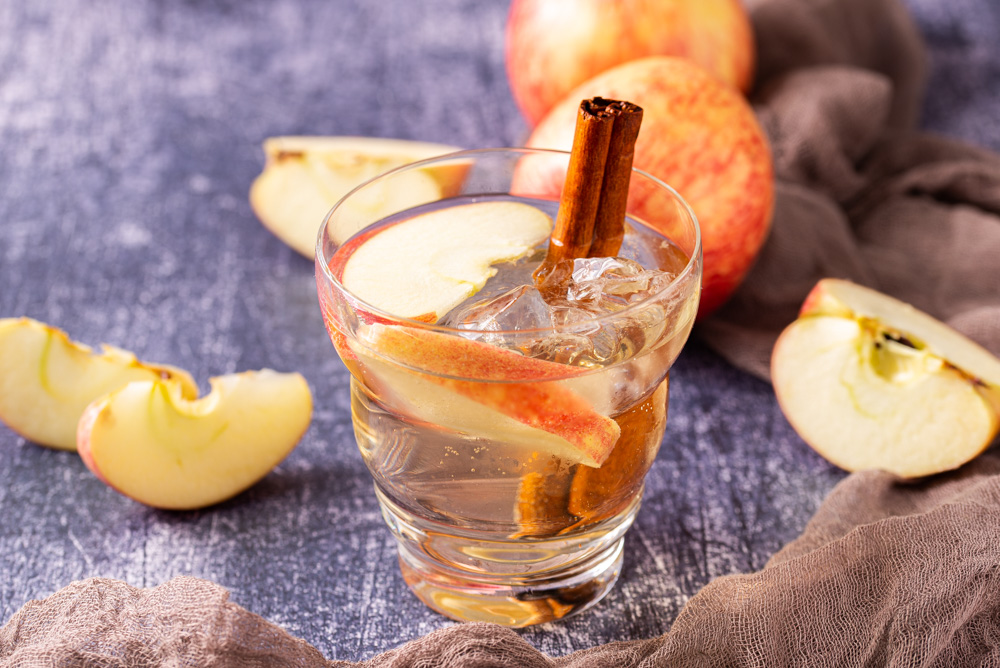 apple and ginger ale spritzer